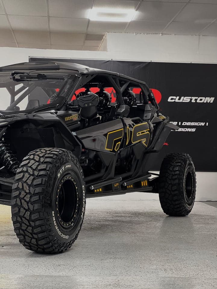 Can-Am Maverick X3 MAX — Beadlocks on Cooper Discoverer STT Pro tires (Bespoke Custom Builds)