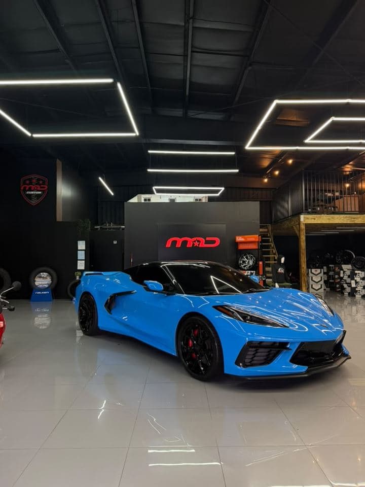 Chevrolet Corvette C8 — Rapid Blue, gloss finish (Paint Protection Film)