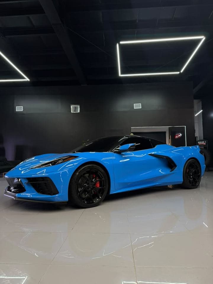 Chevrolet Corvette C8 — Rapid Blue, gloss finish (Paint Protection Film)