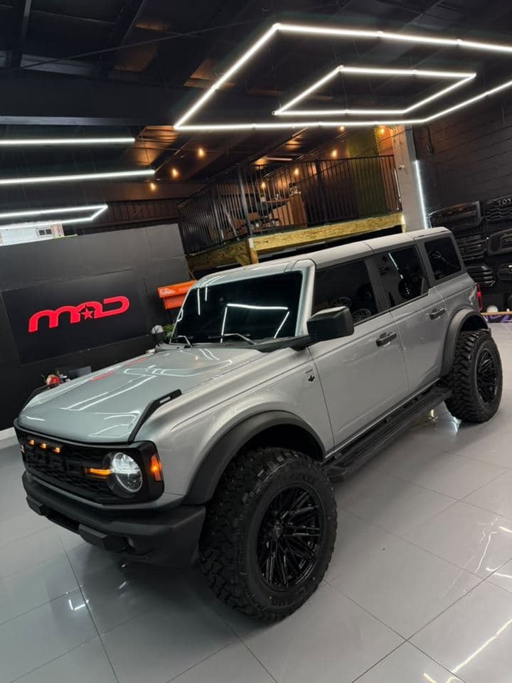 Ford Bronco — Lifted four-door (Performance Suspension)